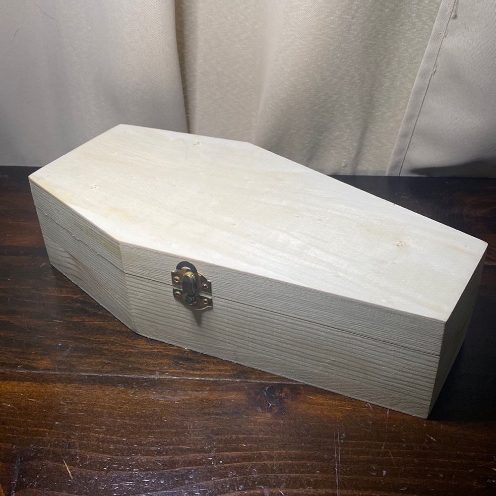 Wooden Coffin ⚰️